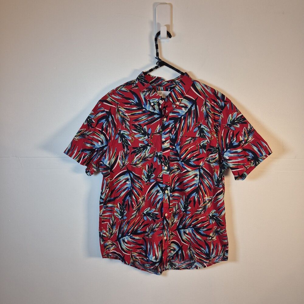 Gap Mens Poplin Hawaiian Shirt Sz XL Red Multi Short Sleeve Standard Fit Cotton